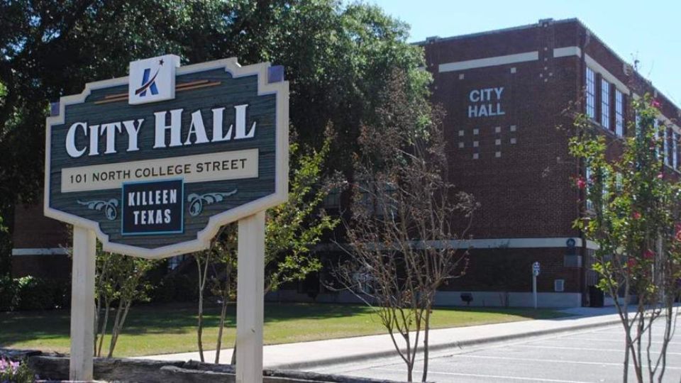 Killeen City Council Embarks on North Texas Tour to Visit City Halls