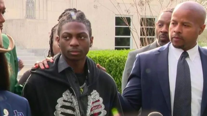 Texas judge upholds suspension of black student over dreadlocks