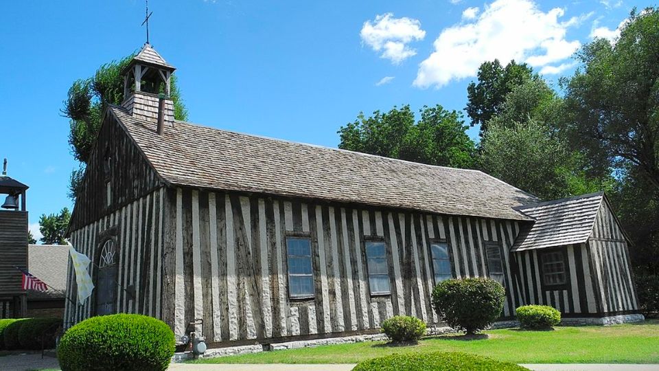 This City Has the Oldest Church in Entire Illinois