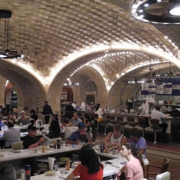 Exploring 7 of New York City’s Oldest Restaurants That are Really Surprising