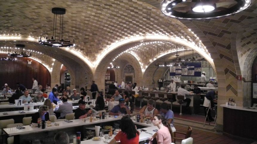 Exploring 7 of New York City’s Oldest Restaurants That are Really Surprising