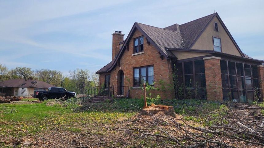 Illinois Becomes an Abandoned Town Home Most People Don’t Know About