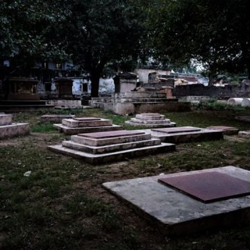 This Cemetery Becomes the Scariest Haunted Sites in California for 2024