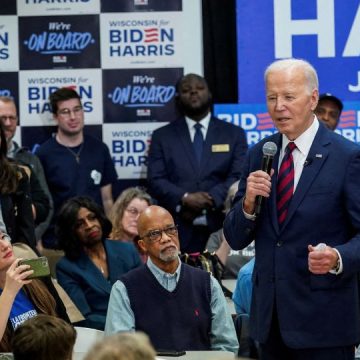 Biden Targets Wealthy in Pennsylvania Tour With a Hometown Visit