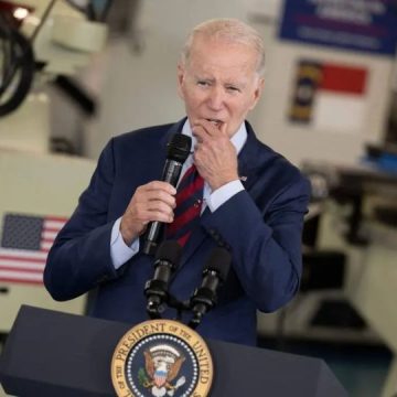 Reporter Sounds Alarm on 'troubling numbers' for President Biden in Latest Poll