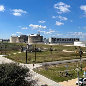 Texas Regulators Fine Freeport LNG for Environmental Breaches