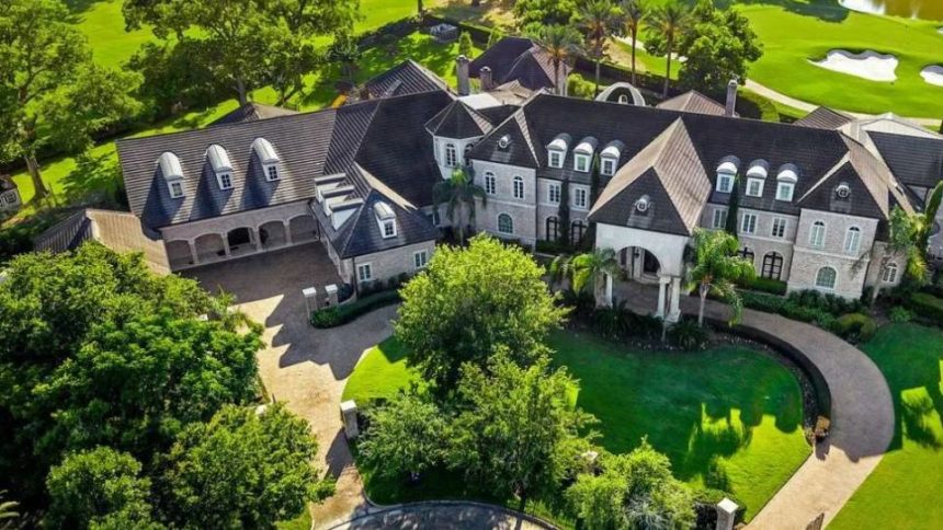 These Top Celebrities are Living In Houston