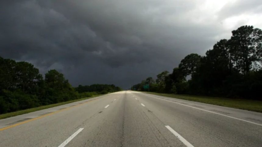 This Florida Popular Road is Among The Most Haunted in the U.S.