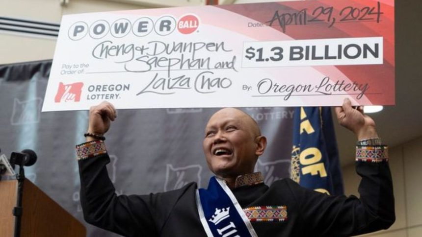 Oregon Man With Cancer Wins $1.3bn Lottery and Plans To Find A “Good Doctor”