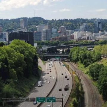 Survey Finds the Poorest Cities In Oregon For 2024