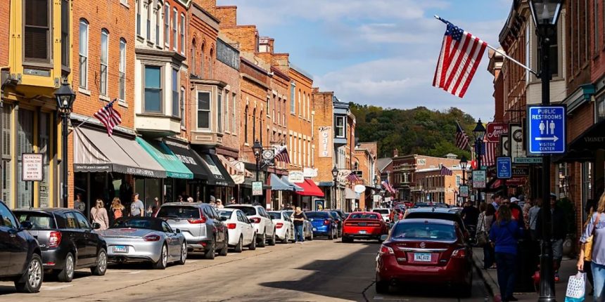 Economic Vibrancy Illinois Towns with Thriving Local Businesses