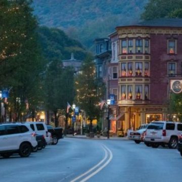 Hidden Gems Discovering 5 Adorable Small Towns in the Poconos