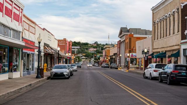 Retire in Style: Explore These 5 Beautiful New Mexico Towns