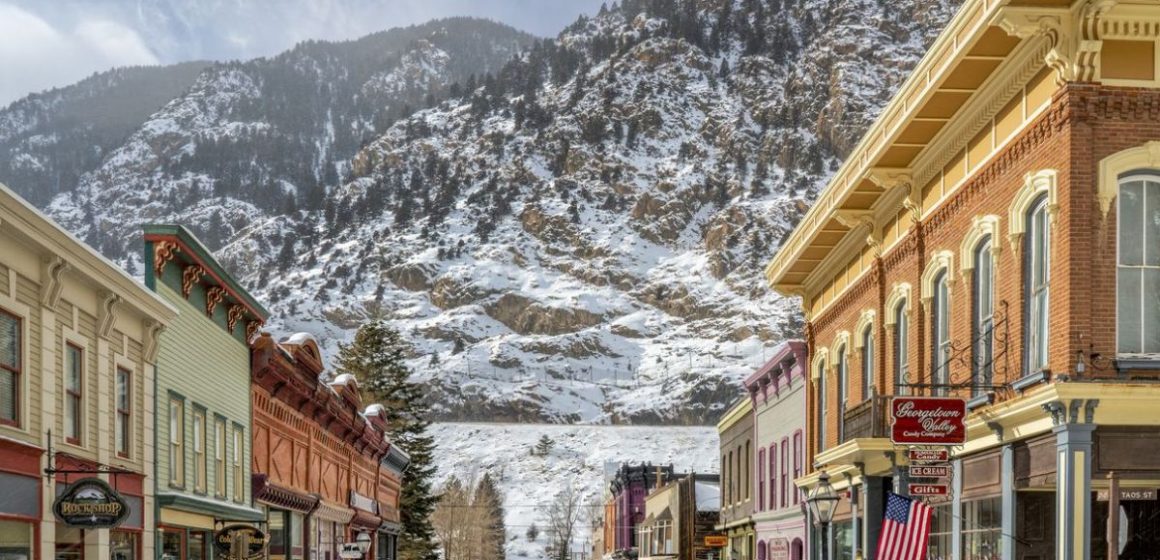 Top 5 Coziest Colorado Towns to Explore in 2024