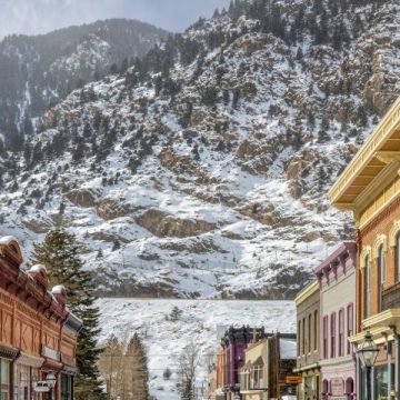 Top 5 Coziest Colorado Towns to Explore in 2024