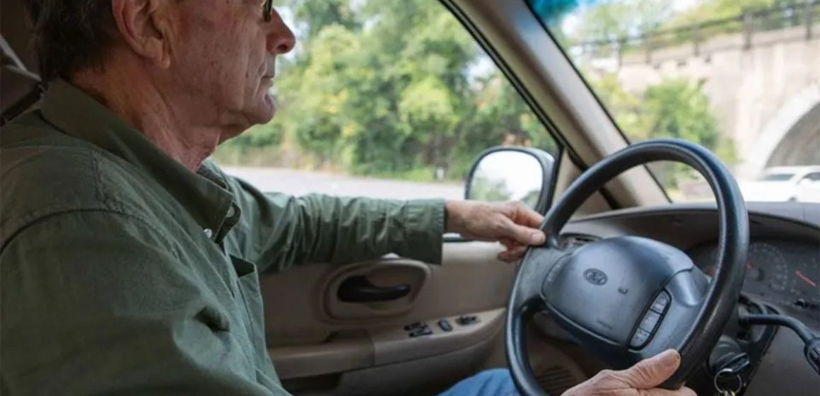 What Indiana Seniors Should Know About Their License Renewal