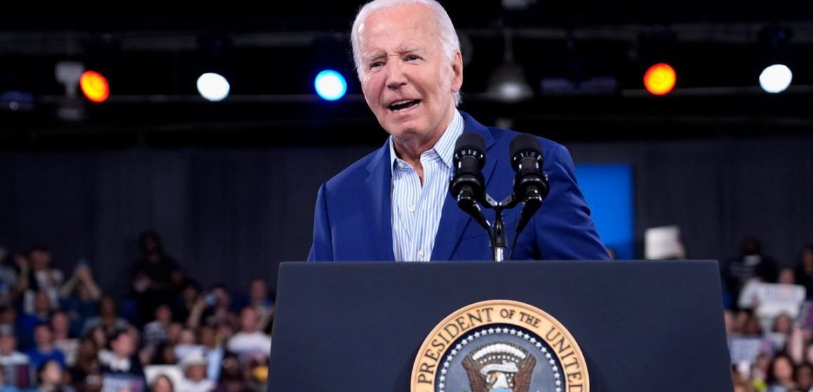 NY Democrats Debate Future of Biden's Campaign Amid Concerns