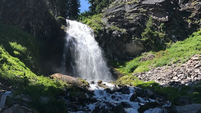 Experience a Dreamlike Boat Adventure Here at America's Most Beautiful Lake