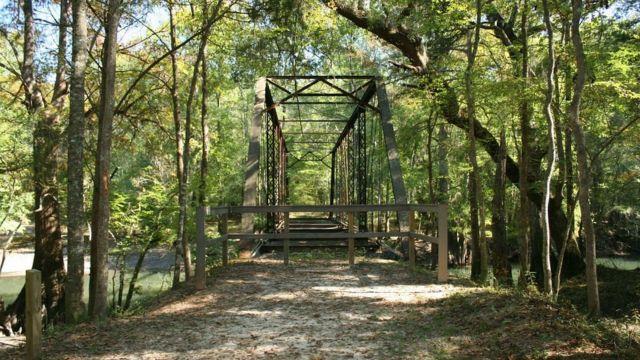 Haunted Florida: A Guide to the State's Spookiest Locations