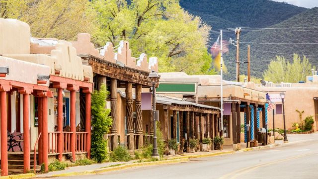 Top Friendly Towns to Explore in New Mexico in 2024 ac