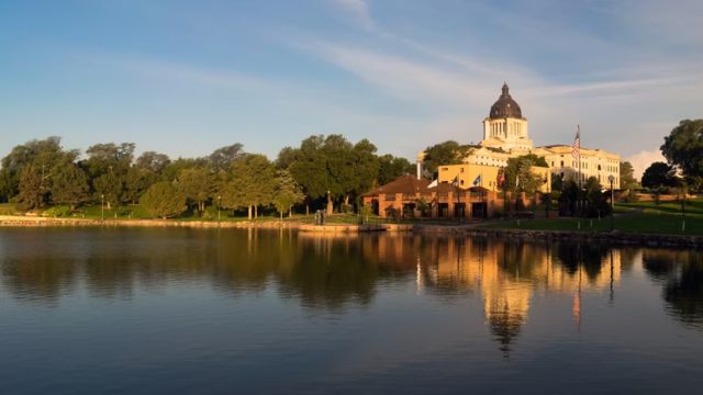 Discover the Heart of South Dakota Towns with Vibrant Downtown Areas 