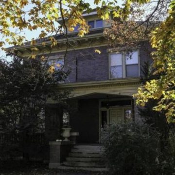 Haunted Illinois Top Destinations for Paranormal Enthusiasts