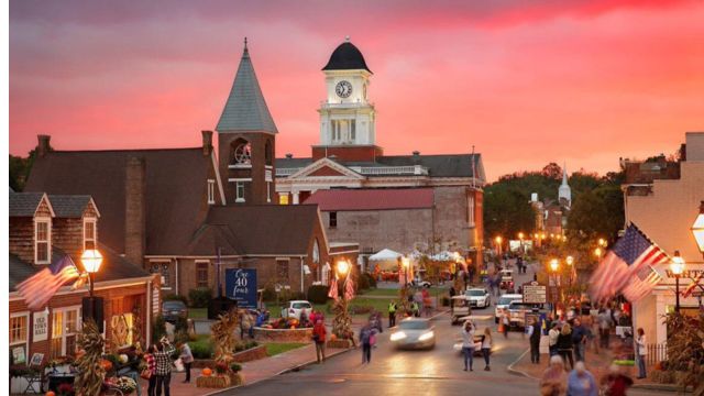 Top Whimsical Small Towns in Tennessee for a Magical Getaway