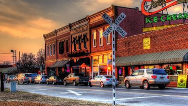 Top Whimsical Small Towns in Tennessee for a Magical Getaway