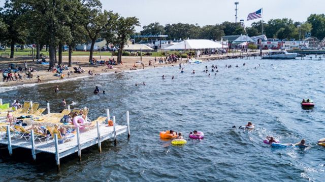 Where Snakes Rule the Waters: Iowa's Most Snake-Infested Lakes Revealed