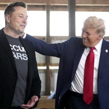 Elon Musk’s pro-Trump PAC has reportedly been warned by the feds over $1 million lottery prize for registered voters