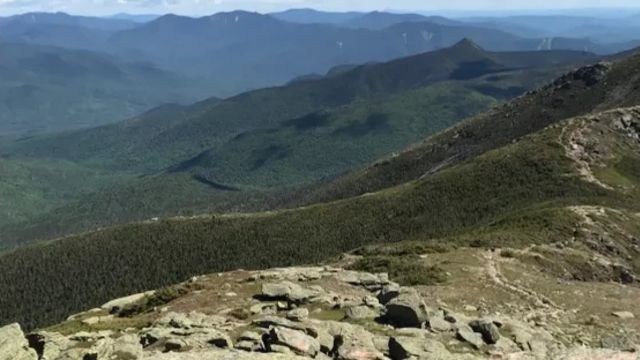 Dare to Hike? The Spookiest National Park Trails Known for Hauntings