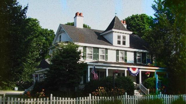 Ghost Stories Come Alive: Haunted Destinations in Massachusetts