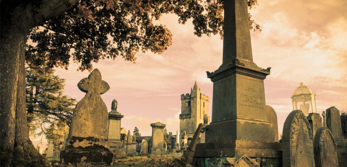 Ghosts and Gravestones Explore 5 Chillingly Haunted Cemeteries