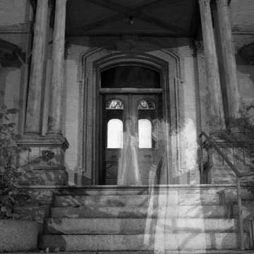 Ghosts of Maine: Haunted Places You Have to See to Believe