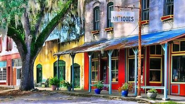 Inland Florida Wonders: Small Towns Perfect for Coastal Haters