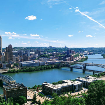 Pittsburgh Enjoys Seasonable Warmth Before Sunday Rain, Says National Weather Service