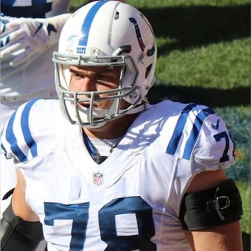 Indianapolis Colts Center Ryan Kelly on Injured Reserve, Rookie Bortolini to Step Up Amidst Offensive Line Challenges