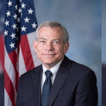 Tight Race Continues as Arizona’s Districts Report Schweikert Holds Lead in First, Contentious Battles in Second and Ninth