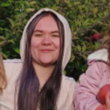 Van Buren County Sheriff’s Office Seeks Public’s Help in Locating Missing 17-Year-Old Geneva Township Girl