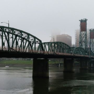 Portland Prepares for Rainy Days Ahead: Weekly Weather Forecast Promises Showers and Possible Thunderstorms