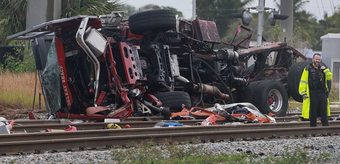 15 Injured in Florida as Train Collides With Fire Truck Crossing Tracks After Freight Train Passed