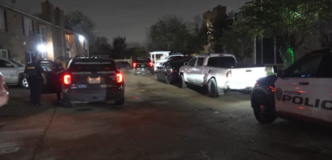 7-Year-Old Accidentally Shoots Arm After Gun Drops in Houston Apartment