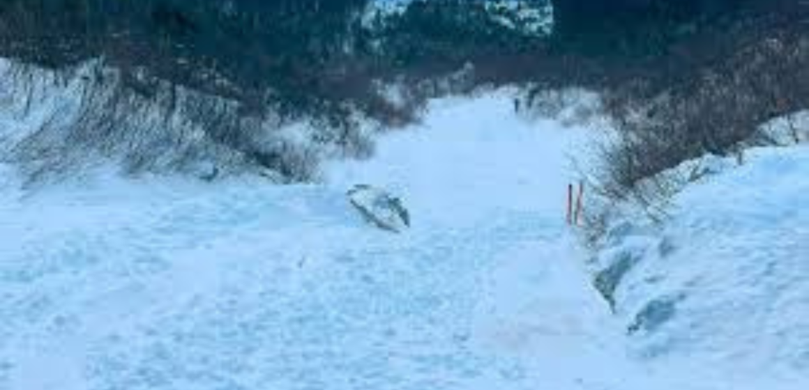 Caught on Camera: Massive Avalanche on Mount Washington Sparks Warning