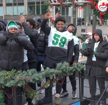 Detroit Cass Tech celebrates Division 1 football state championship win with victory parade