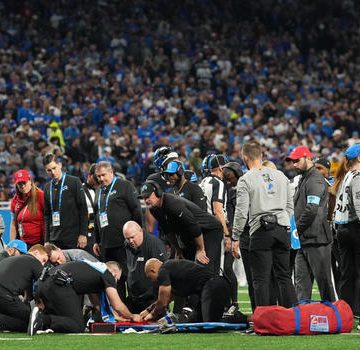 Detroit Lions DB Khalil Dorsey collides with teammate, carted off with leg injury against Buffalo Bills