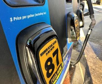 Gas prices in Michigan drop to lowest prices since January, AAA says