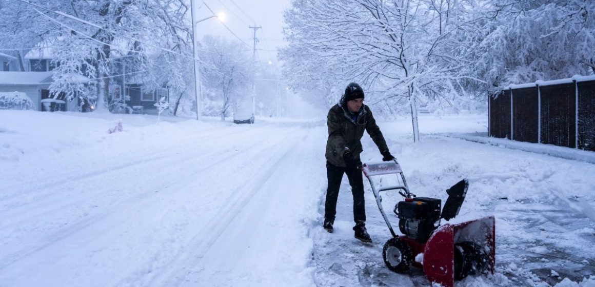 Iowa Winter Weather Update Snowfall Expected Overnight With Road Conditions Improving Tuesday Morning