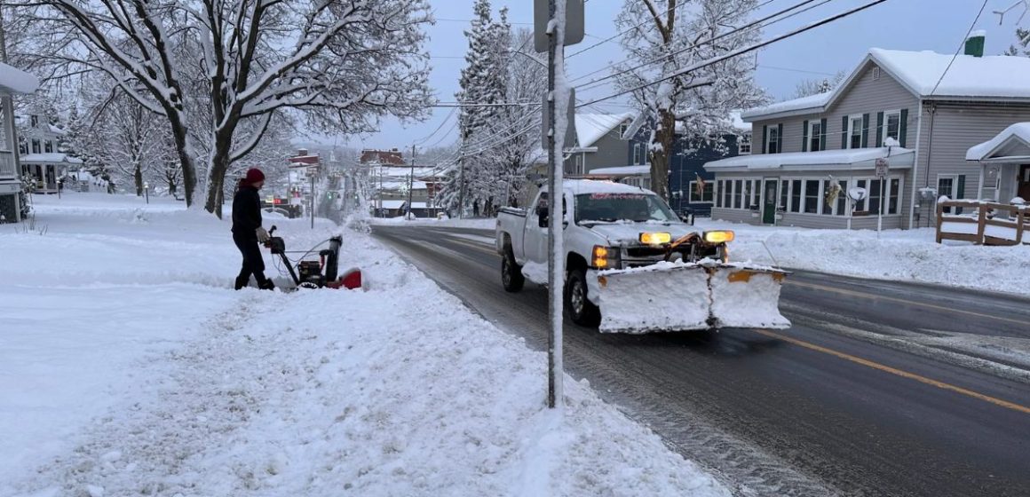 SNOWFALL ALERT Central and West Central Michigan Counties to See 2–5 Inches, Travel Delays Likely