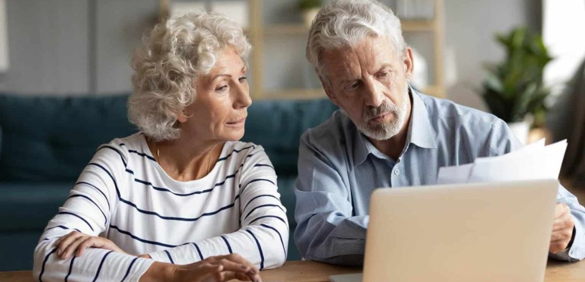 Should You Retire at 62 or Wait The Impact of Claiming Social Security Benefits Early vs. At Full Retirement Age