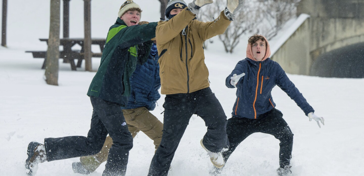 Two Rounds of Snow and Freezing Cold Set to Hit Southeast Michigan This Week